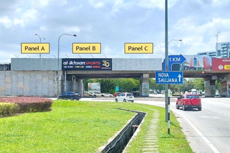 Overhead Bridge Billboard at Jalan Lapangan Terbang Subang, Ara Damansara, Selangor