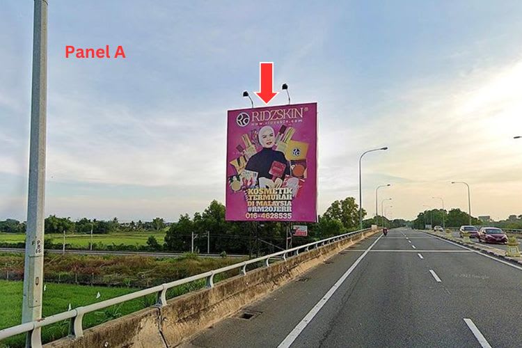 2 Sided Vertical Minipole Billboard at Alor Setar Selatan Toll Plaza, Alor Setar, Kedah
