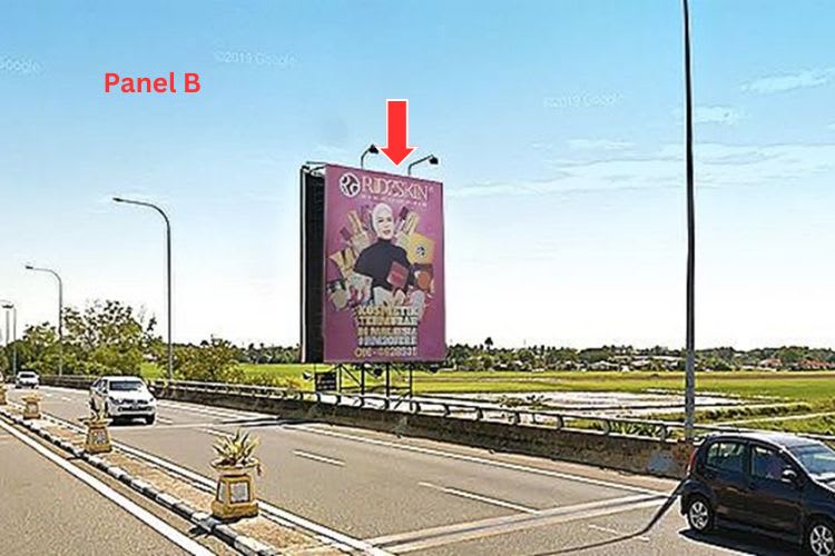 Vertical Minipole Billboard at Alor Setar Selatan Toll Plaza, Alor Setar, Kedah