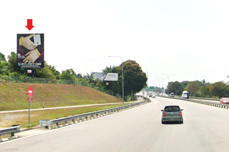 1 Panel Vertical Minipole Billboard at BKE Highway KM18.8, Kulim, Kedah (infront Lunas Toll Plaza)