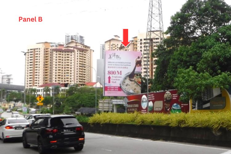 Vertical Minipole Billboard at Persiaran Surian, Kota Damansara, Petaling Jaya, Selangor (Nearby Bandar Utama Golf Course)