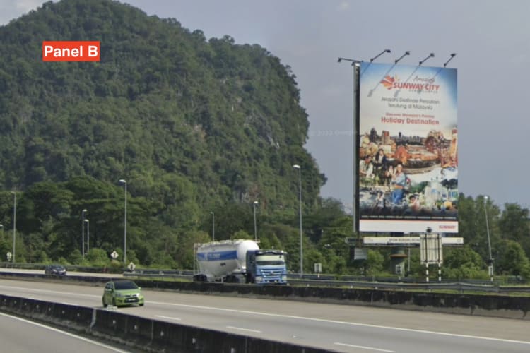Vertical Unipole Billboard at NSE KM276.7, Tambun, Ipoh, Perak