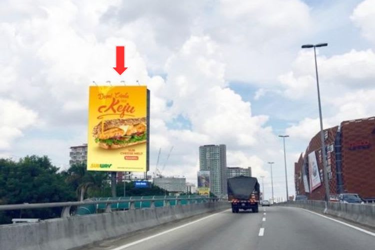 1 Sided Vertical Unipole Billboard at LDP Highway KM12.7, Petaling Jaya, Selangor (Opposite Paradigm Mall)
