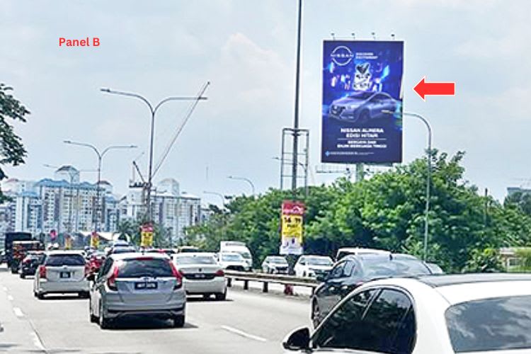 Vertical Unipole Billboard at KL - Seremban Highway KM7.5, Kuala Lumpur (near Selangor Turf Club)