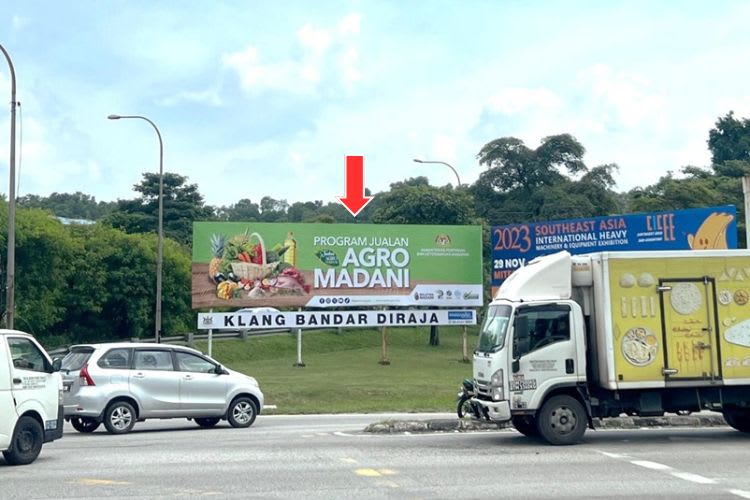 1 Panel Free Standing Billboard at Jalan Meru, Klang, Selangor (towards Shapadu Highway)