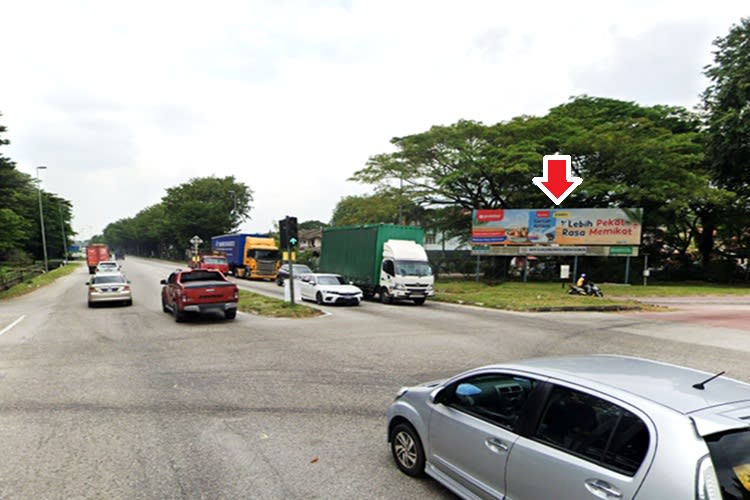 1 Panel Free Standing Billboard at Jalan Bukit Kemuning / Persiaran Budiman, Shah Alam, Selangor (opposite KFC Kemuning)