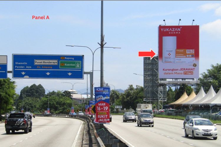 2 Sided Vertical Unipole Billboard at MRR2 KM31.7, Ampang Jaya, Selangor (near Petron MRR2 Safari)