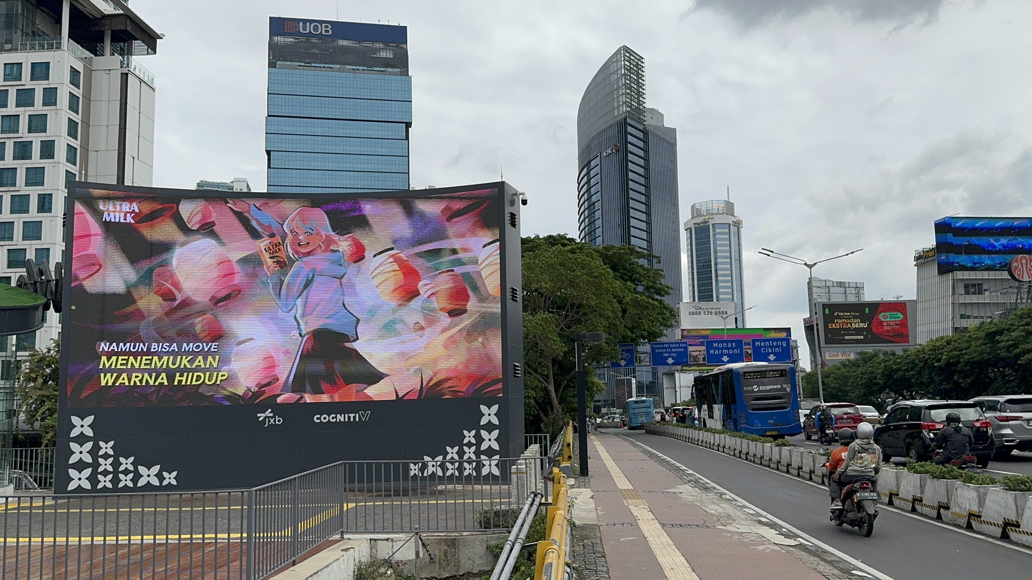 Iklan Billboard Videotron Jakarta Ikonik