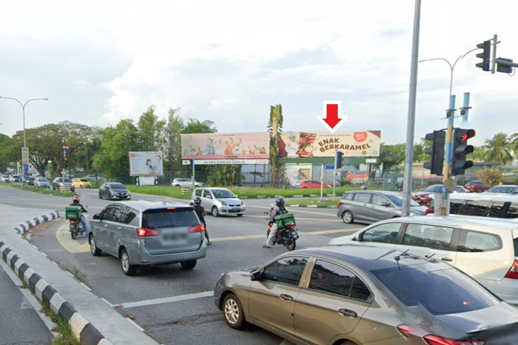 1 Panel Free Standing Billboard at Jalan Batu Nilam, Klang, Selangor (near Giant Hypermarket Bukit Tinggi)