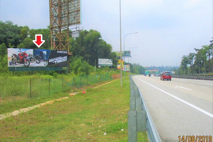 1 Sided Free Standing Billboard at NSE KM 304.70, Kajang, Selangor