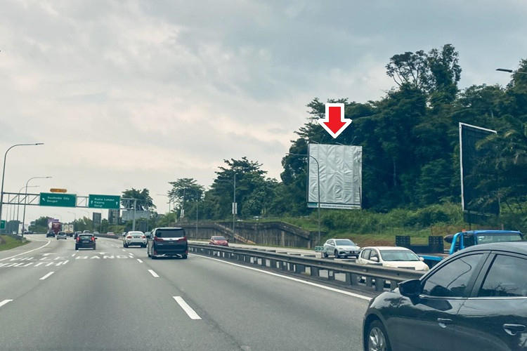 Vertical Minipole Billboard at NSE KM293.4, Bandar Baru Bangi, Selangor (SB)
