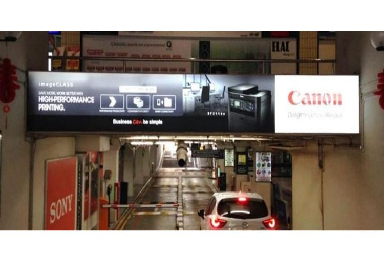 1 Panel Horizontal Indoor Backlit Billboard at Bencoolen St, Rochor, Central Region (at Sim Lim Car Park)