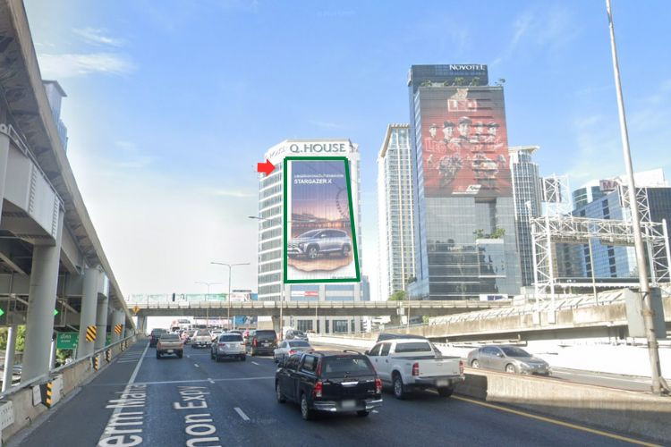 1 Panel Vertical Building Wrap Billboard at Q House Building( Expressway ), Bangkok, Pathum wan, Bangkok