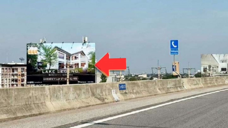 1 Panel Horizontal Classic Billboard Billboard at Bangna - Trat Road near Soi 39, Bangkok, Bangkok