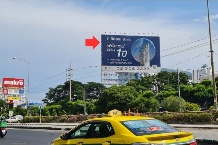 Narathiwat Rajanakarin Road (in front of Makro Sathorn), Bangkok, Bangkok