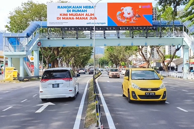 2 Sided Digital Overhead Bridge Billboard at Jalan Masjid Negeri, Jelutong, Penang (beside Shell)
