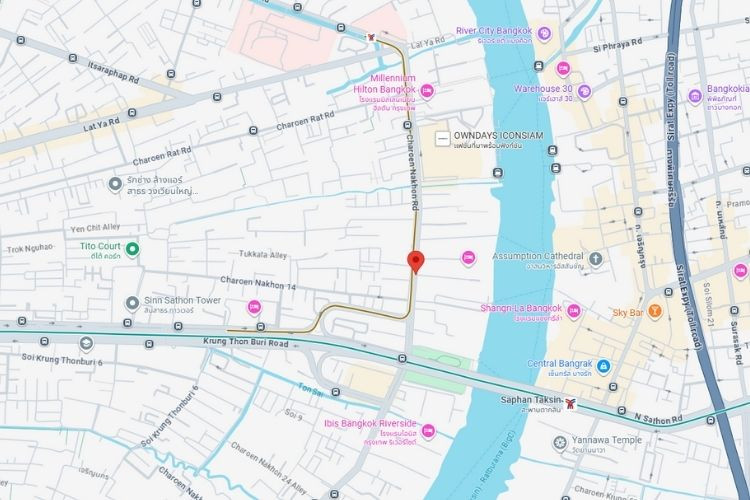 Charoen Nakhon Road, Khlong San, Bangkok (In front of the Peninsula Hotel)