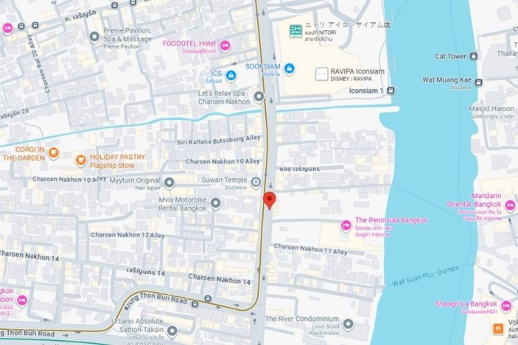 Charoen Nakhon Road, Khlong San, Bangkok In front of the Peninsula Hotel