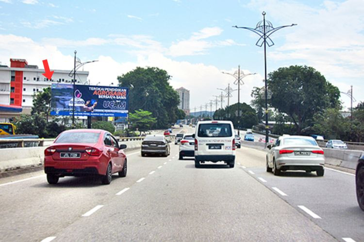1 Sided Horizontal Minipole Billboard at Jalan Skudai, Johor Bahru, Johor
