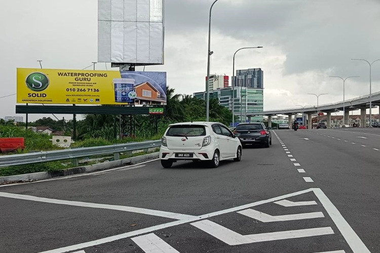 1 Panel Free Standing Billboard at Jalan Langat / Jalan Serunai and Lebuh Batu Nilam Interchange, Klang, Selangor (near new flyover)