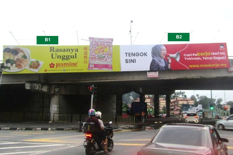 Overhead Bridge Billboard at Jalan Genting Kelang / Jalan Kolam Air, Kuala Lumpur (at MRR2 Highway flyover near TARUMT)