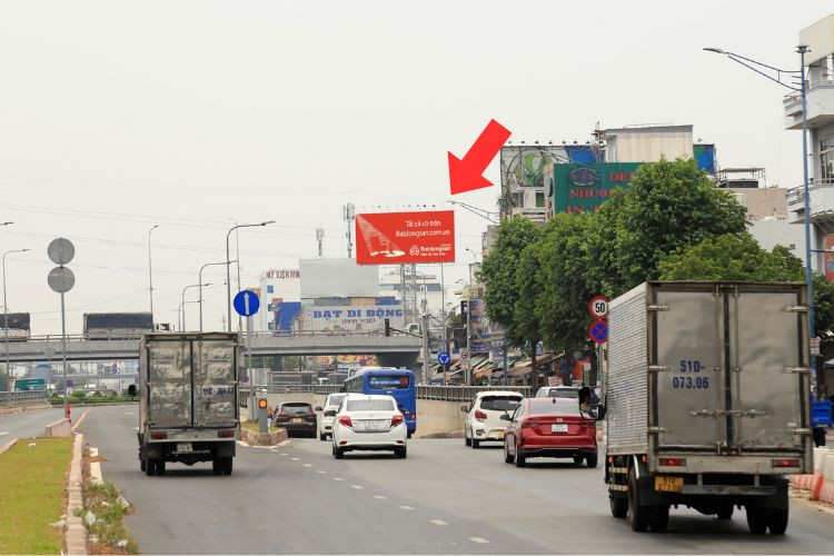 1 Panel Horizontal Pano Pillar Board Billboard at An Suong Intersection, Trung My Tay, Ho Chi Minh City