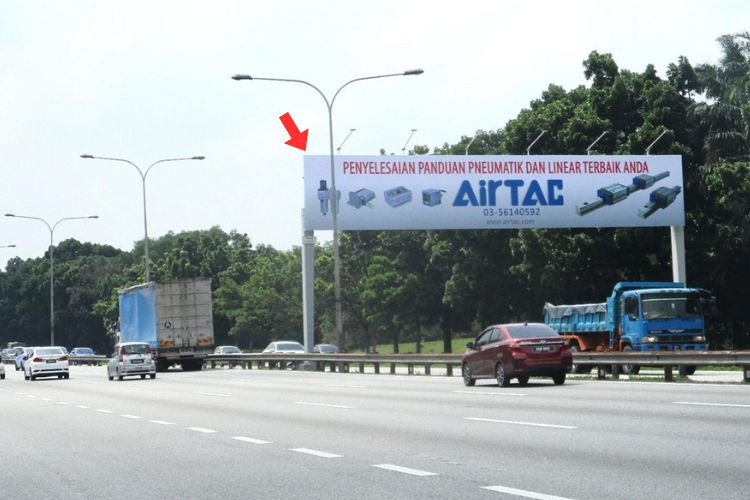 Mini Gantry Billboard at Federal Highway KM8.2, Shah Alam, Selangor