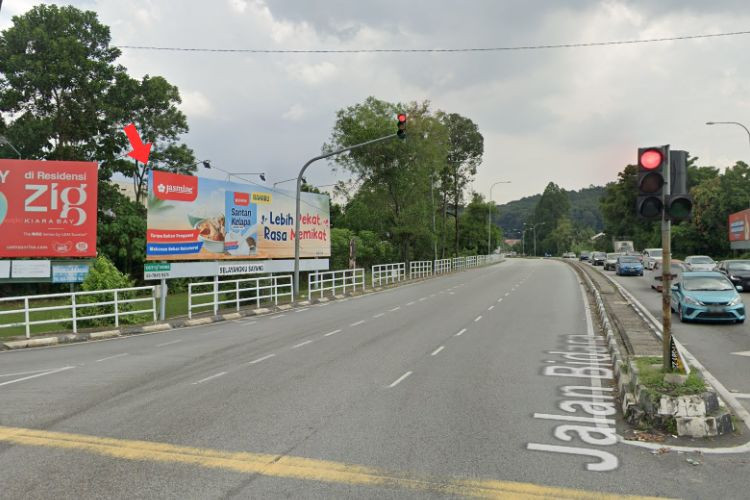 1 Panel Free Standing Billboard at Selayang Kepong Highway, Batu Caves, Kuala Lumpur (before Selayang Hospital junction)
