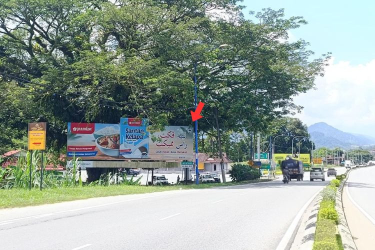 1 Panel Free Standing Billboard at Jalan Ketari, Bentong, Pahang