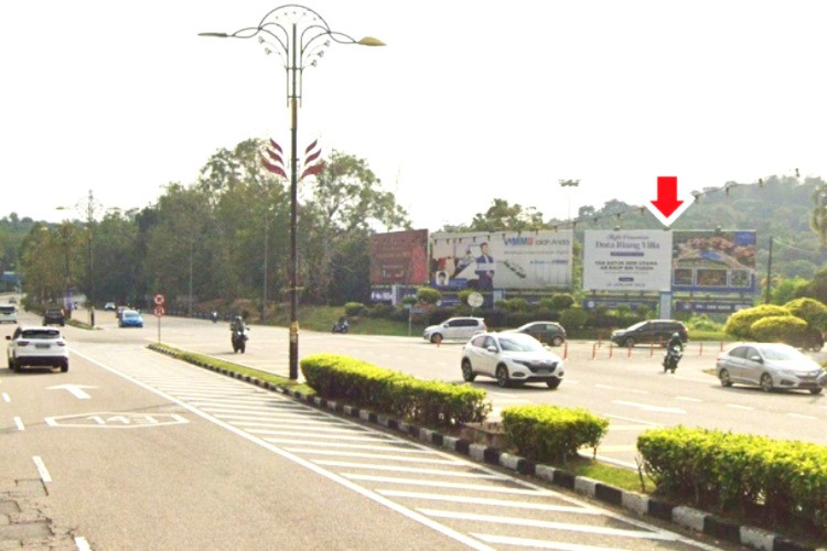 1 Panel Free Standing Billboard at Jalan Durian Tunggal, Melaka (after Plaza Tol Ayer Keroh)