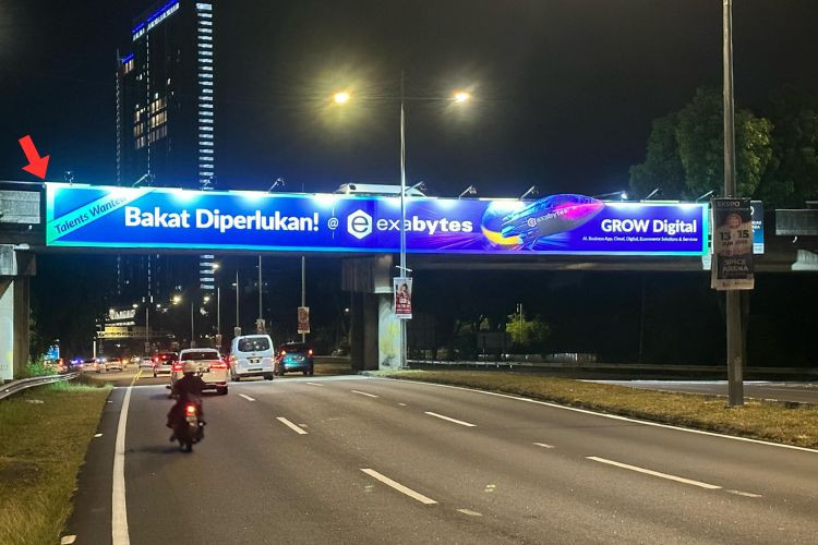 Night View - Overhead Bridge Billboard at Jalan Pesisir Pantai - Lebuhraya Tun Dr. Lim Chong Eu, Bayan Lepas, Penang (to Georgetown)