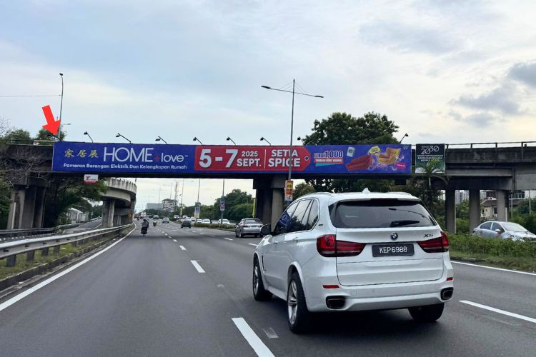 1 Sided Overhead Bridge Billboard at Jalan Pesisir Pantai, Lebuhraya Tun Dr. Lim Chong Eu, Bayan Lepas, Penang (to Bayan Lepas)
