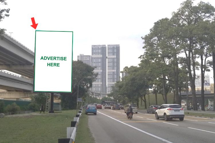 1 Panel Vertical Digital Screen Billboard at Jalan Sungai Besi, Kuala Lumpur