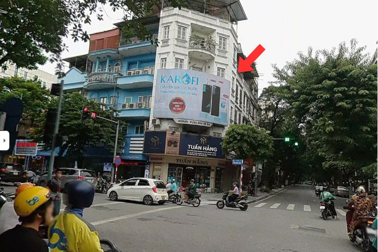 1 Panel Horizontal Digital Screen Billboard at Ba Trieu - Tran Nhan Tong Intersection, Ha Noi City