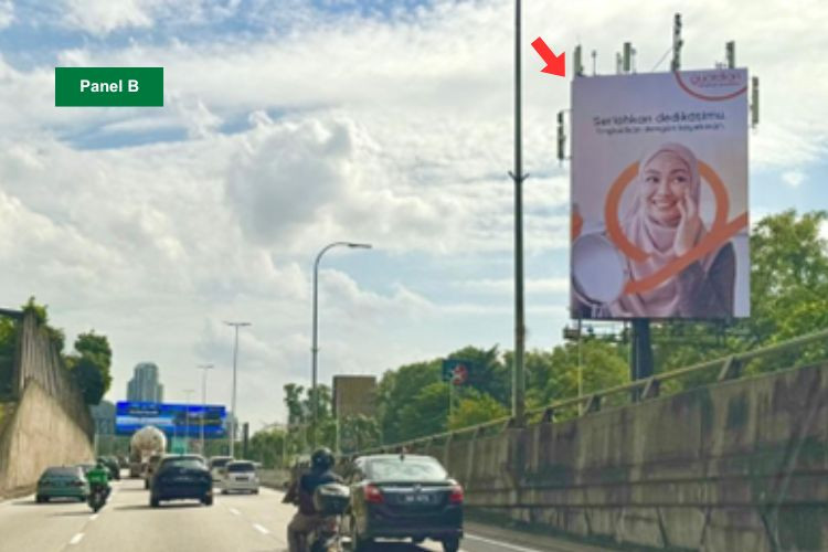 Vertical Unipole Billboard at LDP Highway, Sri Damansara, Kuala Lumpur (near LDP Caltex)