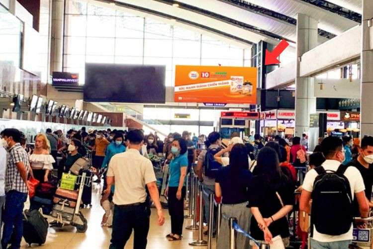 1 Sided Horizontal Airport LED Screen Billboard at Noi Bai International Airport, Ha Noi City (Hall Gable B)