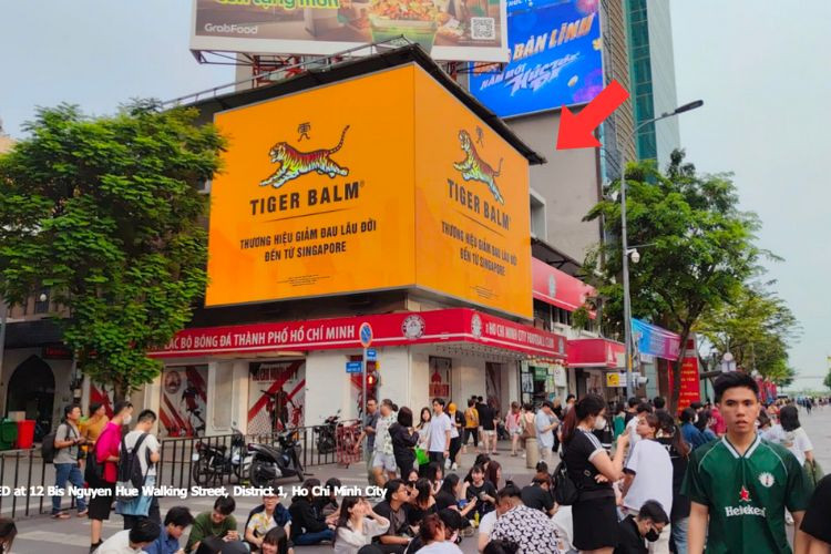 1 Sided Horizontal Digital Screen Billboard at 12bis Nguyen Hue, District 1, Ho Chi Minh City