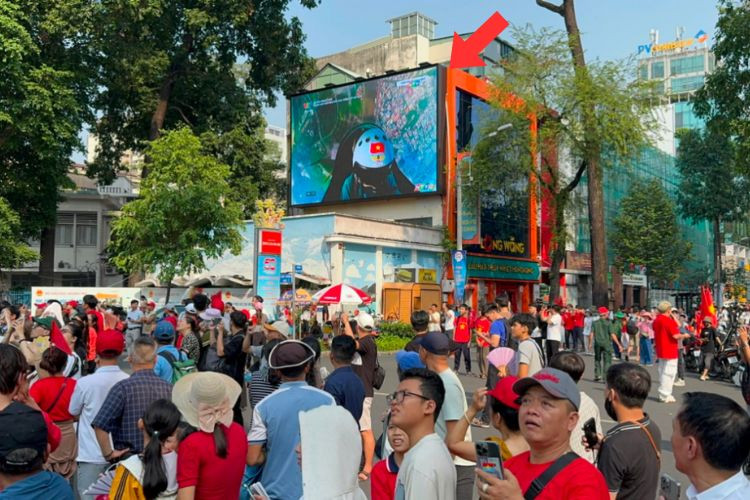 1 Sided Horizontal Digital Screen Billboard at 11A Pham Ngoc Thach, District 3, Ho Chi Minh City (Turtle Lake)