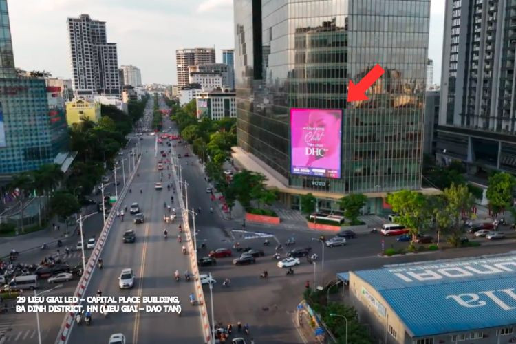 LED Screen Billboard at 29 Lieu Giai, Ba Dinh District, Ha Noi City (Capital Place Building)
