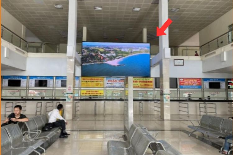 1 Sided Horizontal Bus Station LED Billboard at Giap Bat Bus Station, Hoang Mai District, Ha Noi City
