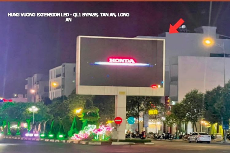 Night view - Horizontal LED Unipole Billboard at QL1A - Hung Vuong, Tan An Ward, Tay Ninh
