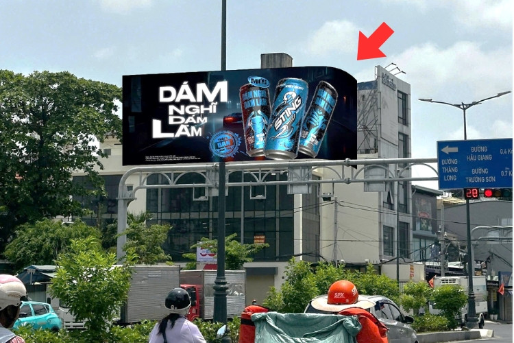Day view - Horizontal Iron Frame Panel Billboard at 26 Phan Thuc Duyen, Tan Son Nhat Ward, Ho Chi Minh City
