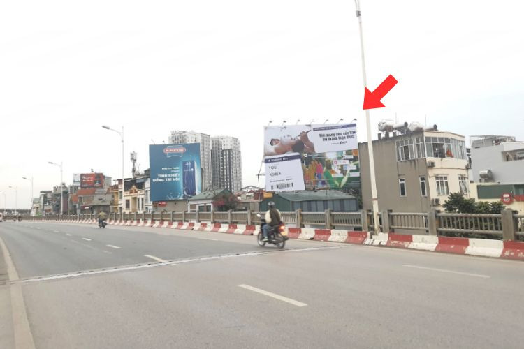 1 Panel Horizontal Wall-mounted Pano Billboard at Vinh Tuy Bridge, Hai Ba Trung, Ha Noi City