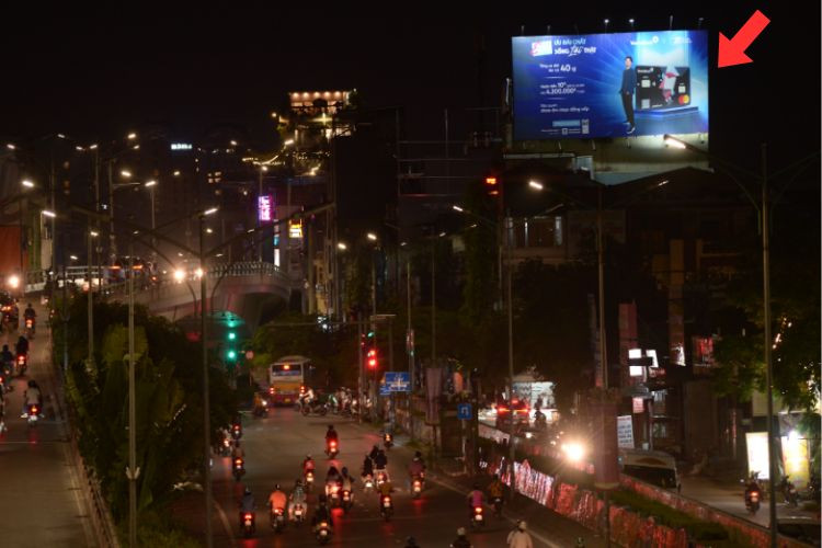 Night view - Wall-mounted Pano Billboard at 8 Nghi Tam Street, Tay Ho, Ha Noi City (An Duong Overpass - Nghi Tam Intersection)