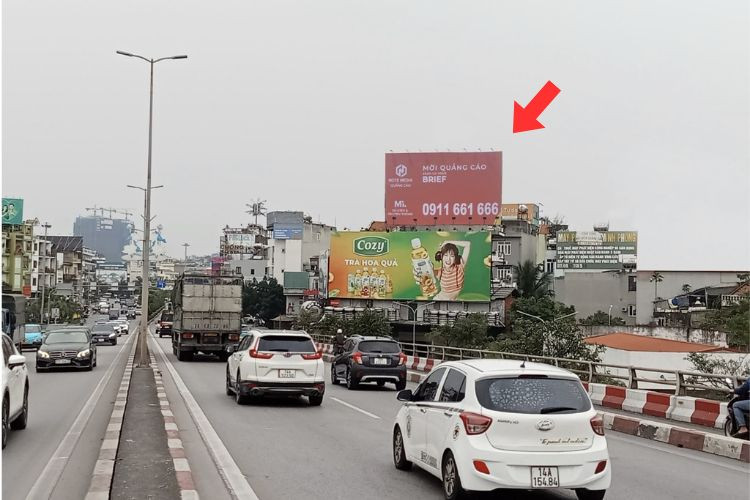 Horizontal Wall-mounted Pano Billboard at End of Bai Chay Bridge, Bai Chay, Quang Ninh