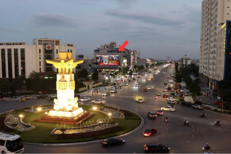 Night view - Horizontal Wall-mounted Pano Billboard at V-City Bac Ninh Roundabout, Vo Cuong, Bac Ninh