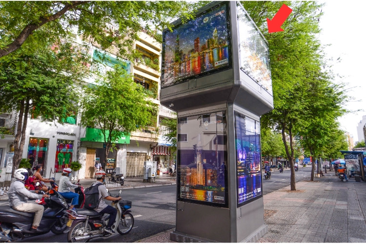 Biển quảng cáo E-tower 8 mặt tại vị trí đối diện số 83B Lê Thánh Tôn (ngã tư Lê Thánh Tôn & Pasteur), phường Sài Gòn, TP. Hồ Chí Minh.