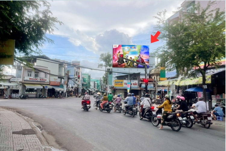 Day view- Horizontal Wallscape Billboard at 34/1 Nguyen Huynh Duc, My Tho Ward, Dong Thap