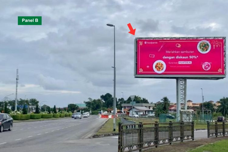 Horizontal Digital Screen Billboard at Taman Heritage, Kuching, Sarawak