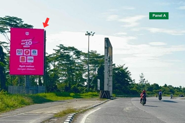 2 Sided Vertical Digital Screen Billboard at Jalan Kampong Pulo Ulu, Tun Salahuddin, Kuching, Sarawak